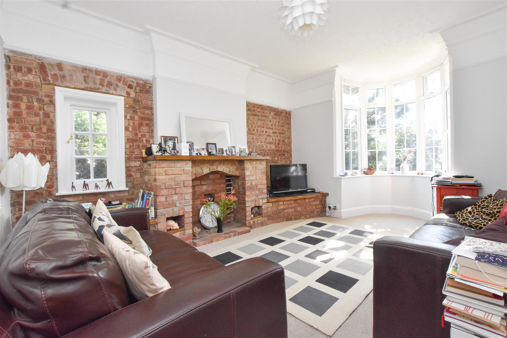 Property Details for Brodrick Road Eastbourne East Sussex BN22 9RB